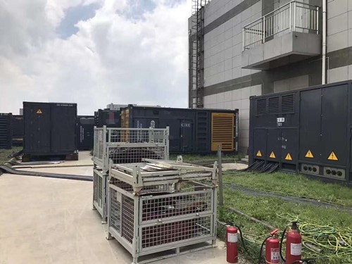 长子除了定期检查，还有哪些方法可以及时发现接触式转速表探头的磨损？